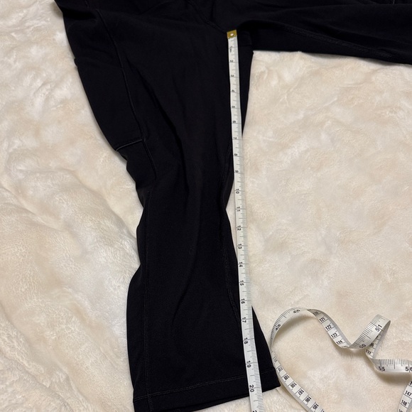 lululemon athletica Black Leggings/Cropped Pants - Picture 8 of 9